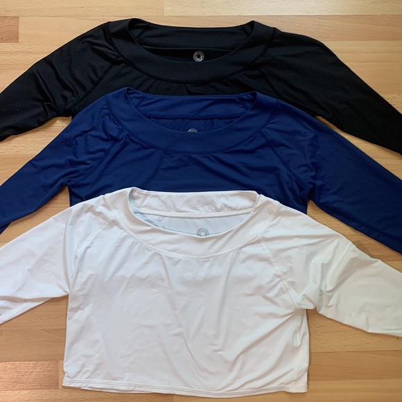 BloqUV Women's Crop Top Shirt/Midriff Top Medium in Black, Blue or White - Picture 2 of 14